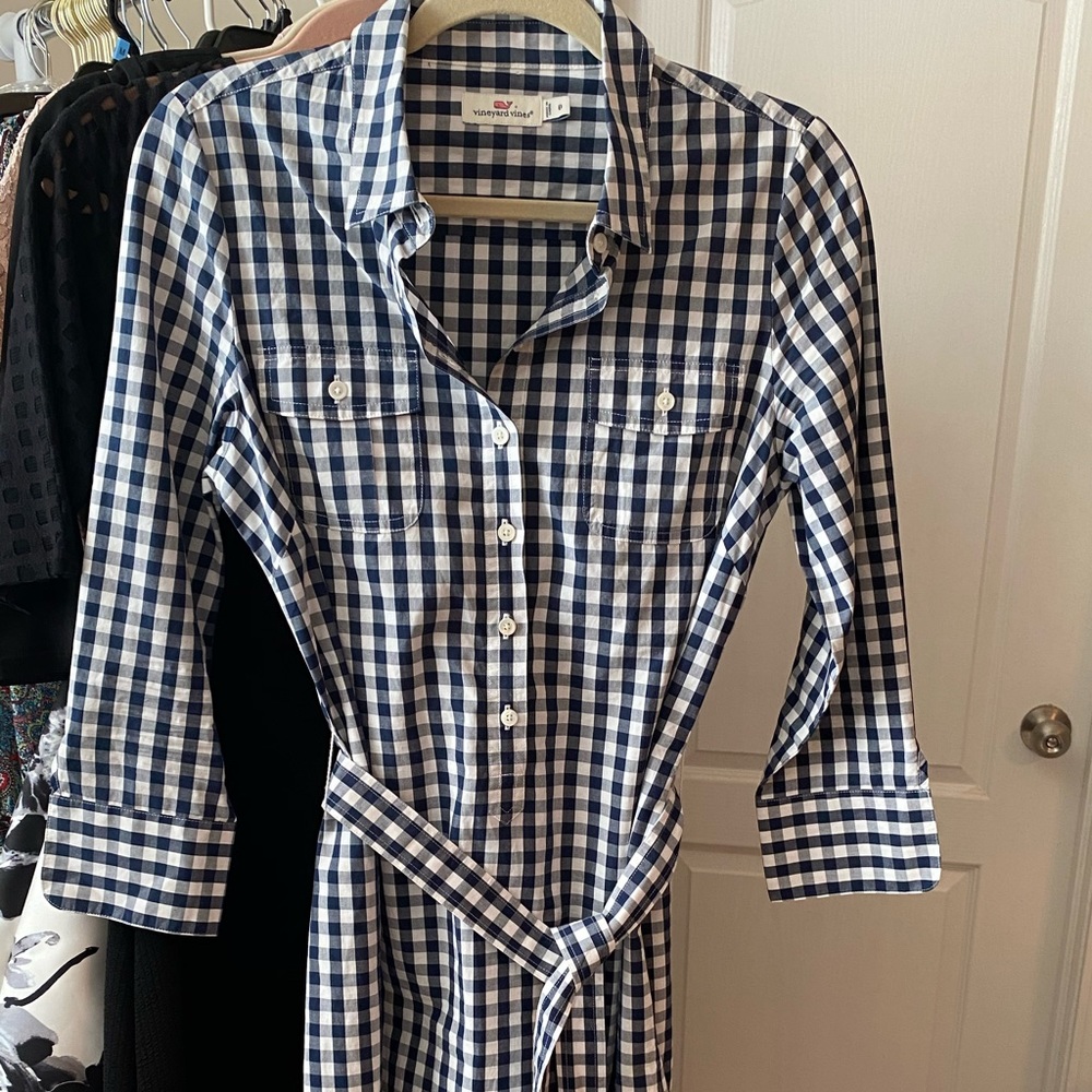 Vineyard vines checkered dress size 8 blue white